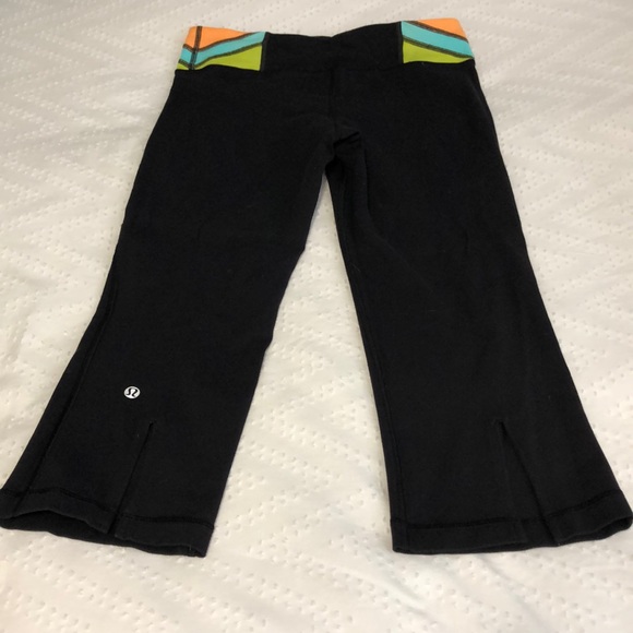 Lululemon Crops - Picture 2 of 4